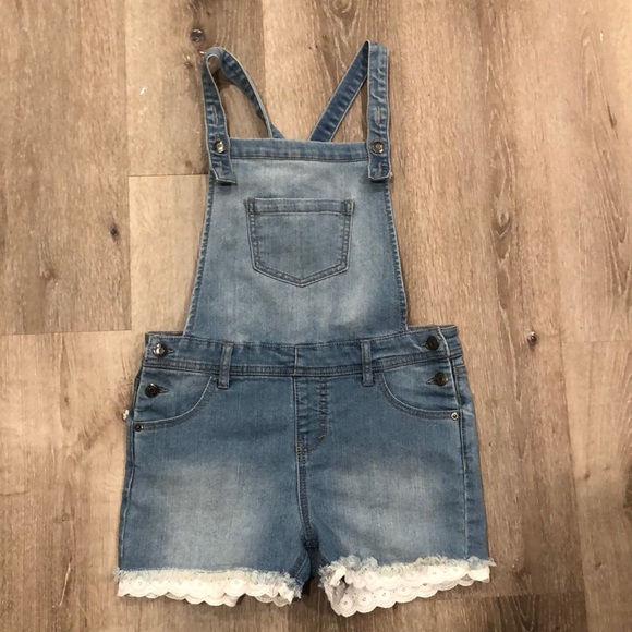 Cat & Jack Other - Girls overalls Cat & Jack Other - Girls overalls